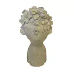 Escultura de Niño con Corona de Flores.